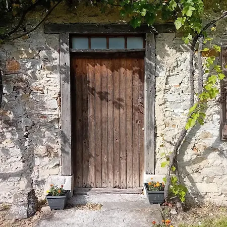 Apartment Garrevaques, Le Wendy, Calme Et Charme A La Campagne *