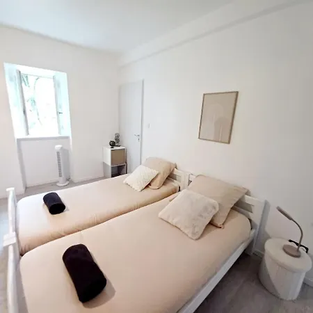 Apartment Garrevaques, Le Wendy, Calme Et Charme A La Campagne *