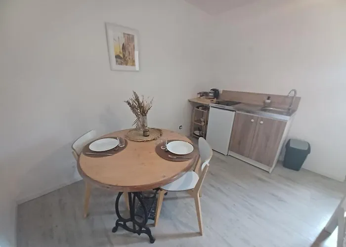 Calme Et Charme A La Campagne - Wendy דירה Garrevaques