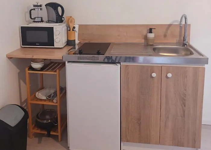 Calme Et Charme A La Campagne - Wendy * Garrevaques